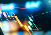 Hajauttaminen vs. yhteentoimivuus: kryptovaluuttojen ja avoimen pankkitoiminnan tavoitteiden tarkastelu Hajauttaminen vs. yhteentoimivuus: kryptovaluuttojen ja avoimen pankkitoiminnan tavoitteiden tarkastelu